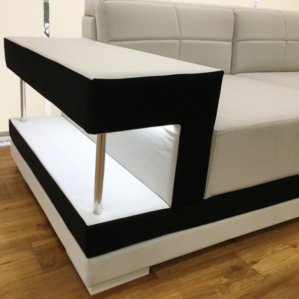 Ειδικές κατασκευές σαλονιών - Μοντέρνος γωνιακός καναπές Led. Δυνατότητα επιλογής υφάσματος όπως και διαστάσεων.