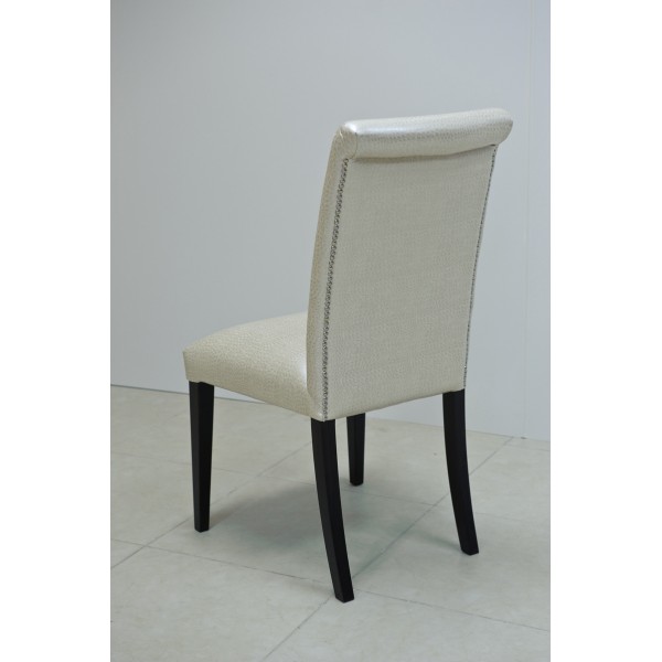 Ταπετσαρίες Σαλονιών - Ντυμένες καρέκλες τραπεζαρίας σε κομψή γραμμή. Δυνατότητα επιλογής υφασμάτων. Καλή ποιότητα σε καλή τιμή!